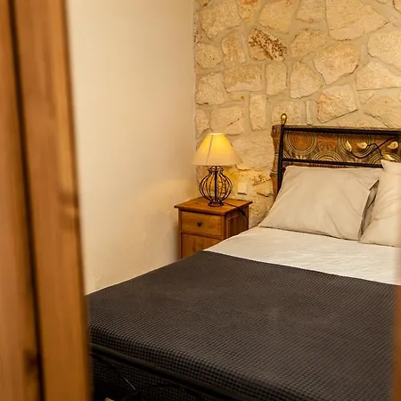 Sandals Villa Kallithea (Chalkidiki)
